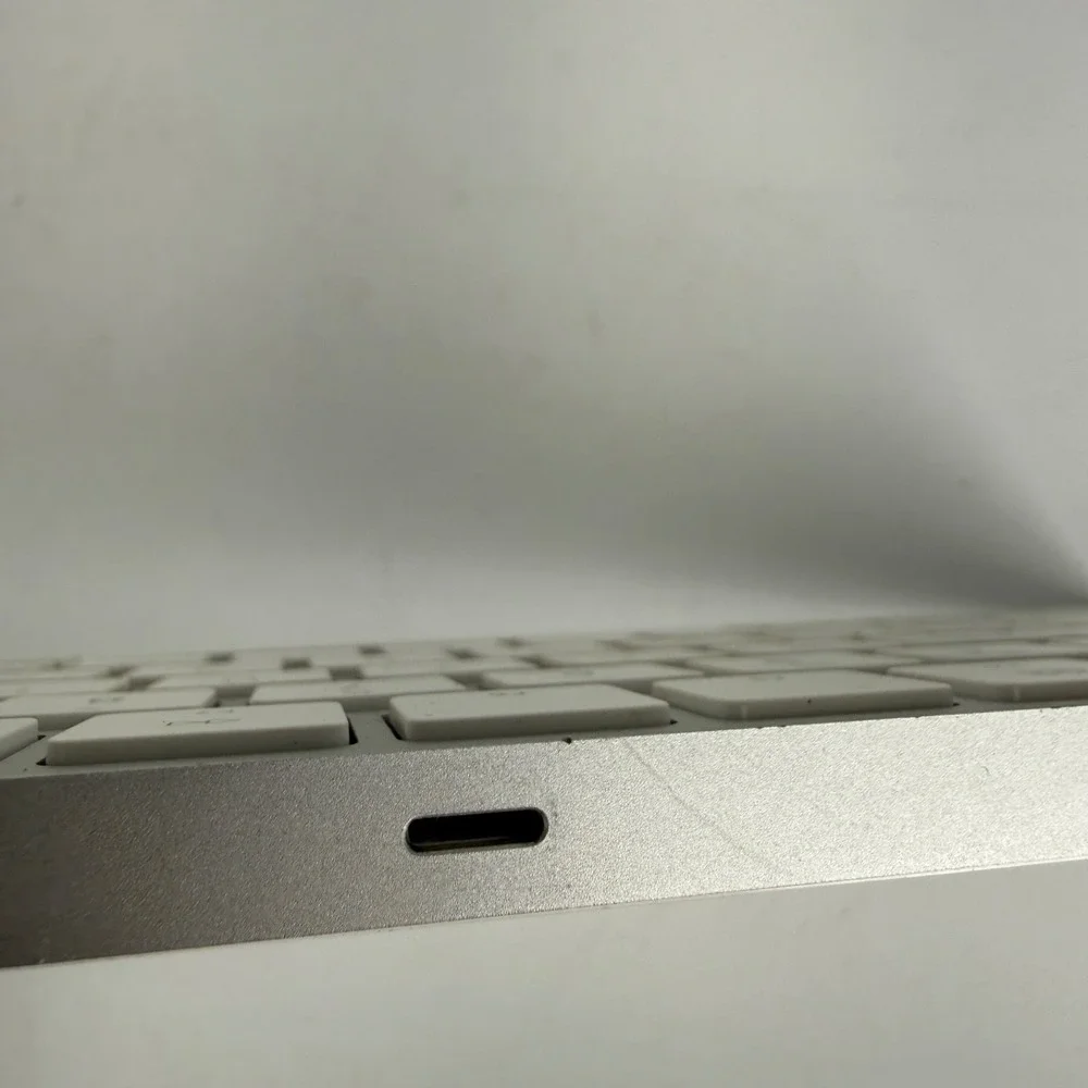 GENUINE Apple Magic Keyboard 2 Wireless A1644